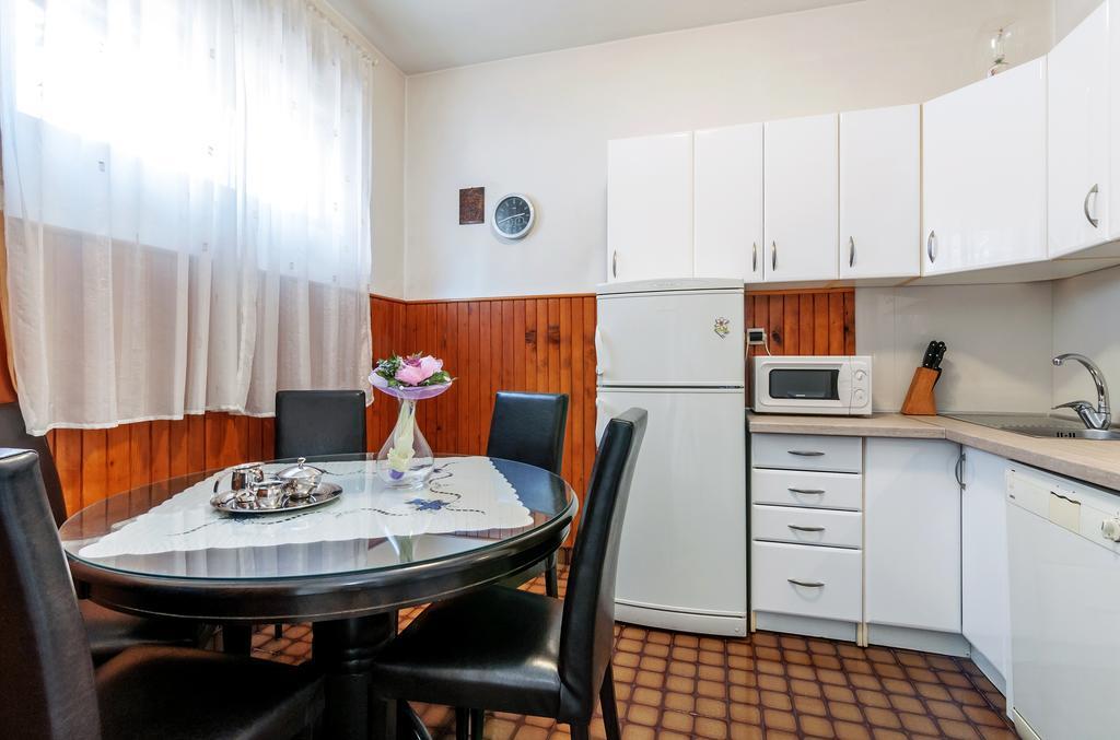 Apartment Zara Exterior foto